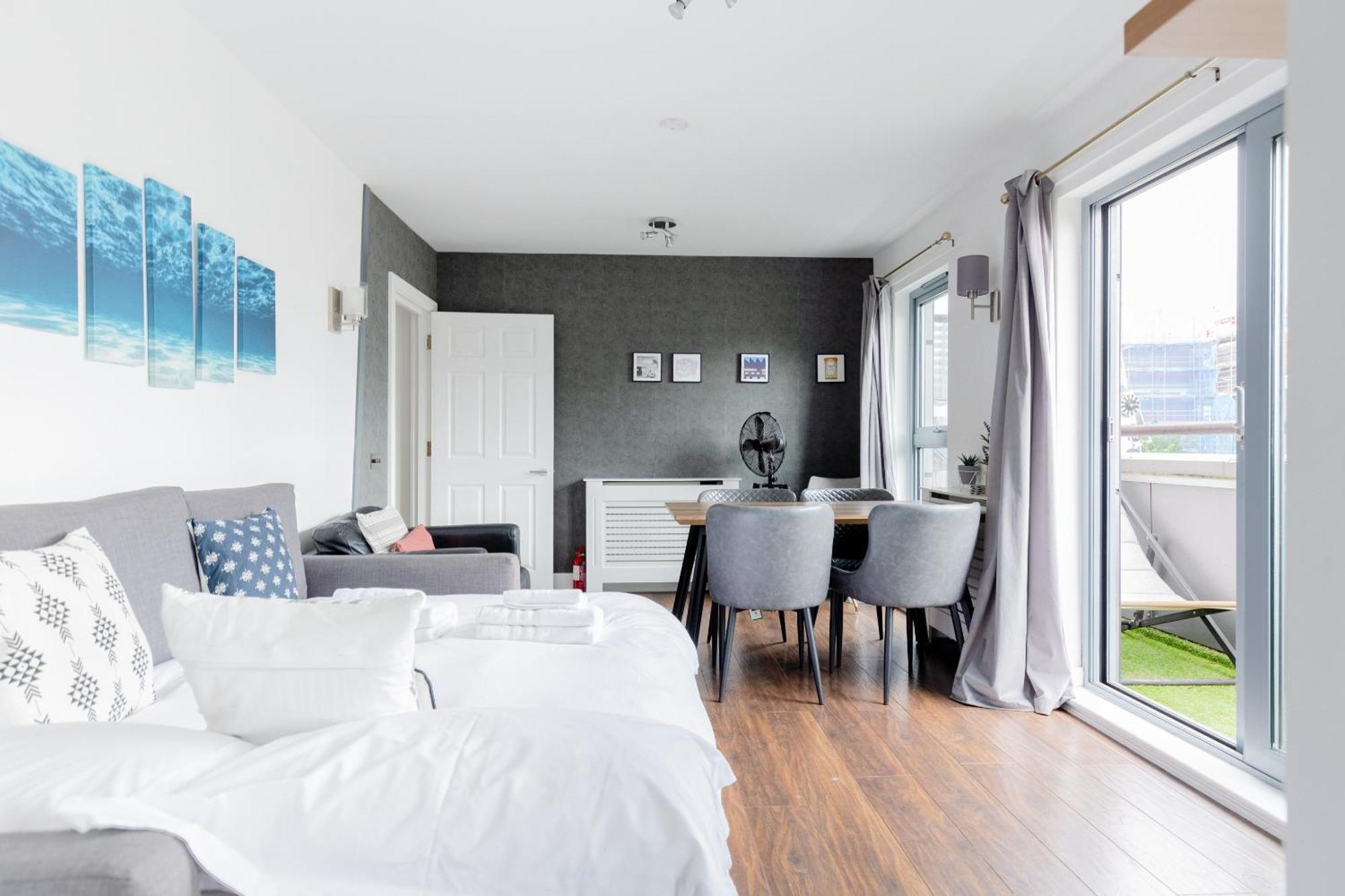 Bright 2 Bedroom Flat In Lambeth With Balcony Лондон Екстериор снимка